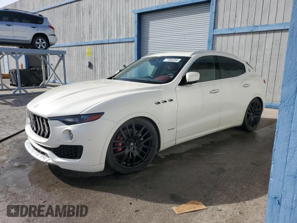 2018 Maserati Levante S with VIN ZN661YUL2JX302178, listed as a Copart auction lot 71066354 with 30,586 mi miles and Clean Title. Bid and sale history available at carsss.com. Image 1.