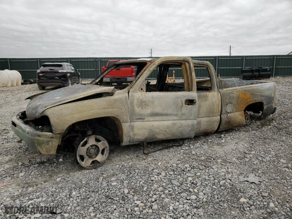 2000 Chevrolet Silverado 1500 LS with VIN 1GCEK19T3YZ359577, listed as a Copart auction lot 48153185 with 0 mi miles and Non Repairable. Bid and sale history available at carsss.com. Image 1.