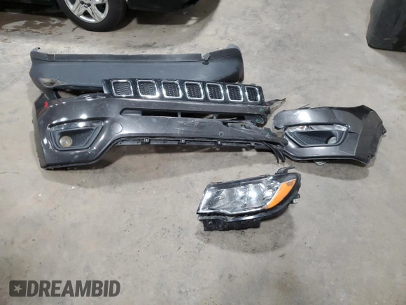 2019 Jeep Compass Altitude with VIN 3C4NJDBB9KT659774, listed as a Copart auction lot 81197214 with 135,196 mi miles and Non repairable. Bid and sale history available at DreamBid. Image 14.