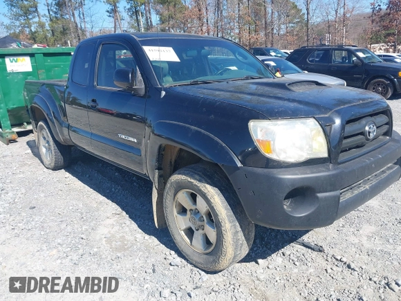 2007 Toyota Tacoma PreRunner z VIN 5TETU62N47Z425048, wystawiony jako IAAI lot #41592137 z przebiegiem 246 023 mil mil oraz . Historia ofert i sprzedaży dostępna na DreamBid. Obrazek 1.
