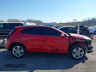 2019 Mercedes-Benz GLA 250 z VIN WDCTG4GB0KJ618482, wystawiony jako IAAI lot #41701212 z przebiegiem 57 849 mil mil oraz . Historia ofert i sprzedaży dostępna na DreamBid. Obrazek 14.