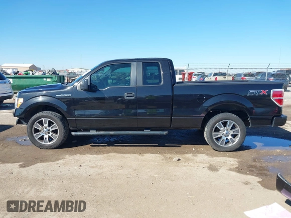 2014 Ford F-150 XL with VIN 1FTFX1CF5EKE00160, listed as a IAAI auction lot 41762642 with 145,402 mi miles. Bid and sale history available at carsss.com. Image 15.