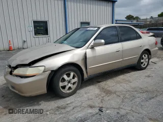 2000 Honda Accord SE z VIN 1HGCG5673YA078631, wystawiony jako Copart lot #54537405 z przebiegiem 204 678 mil mil oraz Szkoda całkowita • Salvage title. Historia ofert i sprzedaży dostępna na DreamBid. Obrazek 1.