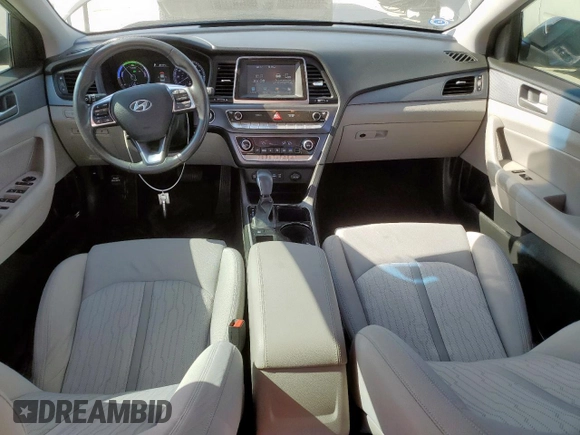 2018 Hyundai Sonata SE with VIN KMHE24L32JA079692, listed as a Copart auction lot 52740095 with 100,320 mi miles and Salvage Title. Bid and sale history available at DreamBid. Image 8.