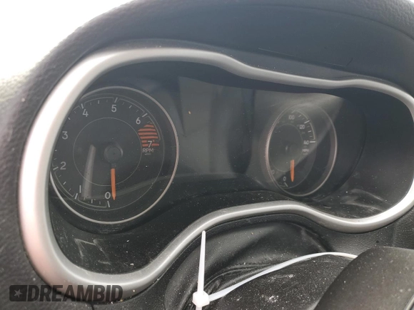 2016 Jeep Cherokee Trailhawk z VIN 1C4PJMBB5GW299512, wystawiony jako Copart lot #45356355 z przebiegiem Nie podano mil oraz Szkoda całkowita • Salvage title. Historia ofert i sprzedaży dostępna na DreamBid. Obrazek 9.