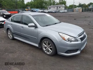 2013 Subaru Legacy Premium с VIN 4S3BMBC60D3047333, выставлен на аукционе IAAI как лот 42601724 с пробегом 125 634 миль миль и . История ставок и продаж доступна на DreamBid. Изображение 1.
