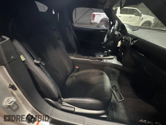 2006 Mazda MX-5 Miata Touring with VIN JM1NC25F460120639, listed as a Copart auction lot 56597925 with 88,608 mi miles and Clean title. Bid and sale history available at DreamBid. Image 5.