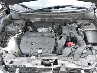 2019 Mitsubishi Outlander ES z VIN JA4AR3AU8KU032942, wystawiony jako IAAI lot #41018878 z przebiegiem 102 263 mil mil oraz . Historia ofert i sprzedaży dostępna na DreamBid. Obrazek 10.