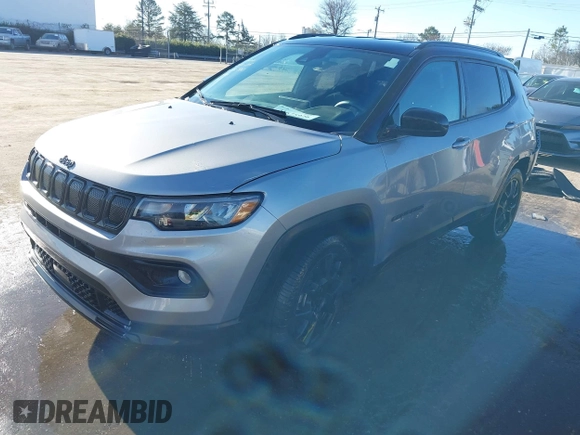 2022 Jeep Compass Latitude with VIN 3C4NJCBB9NT187946, listed as a IAAI auction lot 41675926 with 25,506 mi miles and . Bid and sale history available at carsss.com. Image 18.
