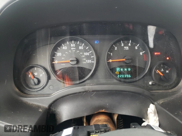 2013 Jeep Patriot Latitude with VIN 1C4NJPFB9DD146531, listed as a Copart auction lot 44819775 with 220,396 mi miles and Salvage Title. Bid and sale history available at carsss.com. Image 9.