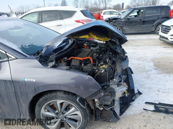 2018 Honda Clarity z VIN JHMZC5F13JC006627, wystawiony jako IAAI lot #41335364 z przebiegiem 58 662 mil mil oraz . Historia ofert i sprzedaży dostępna na DreamBid. Obrazek 6.