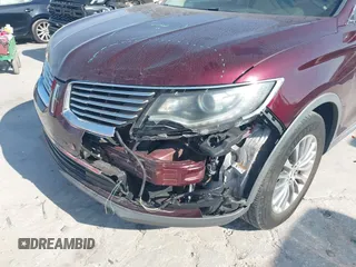 2017 Lincoln MKX Select with VIN 2LMPJ6KP4HBL37256, listed as a IAAI auction lot 41592553 with 74,231 mi miles. Bid and sale history available at carsss.com. Image 6.