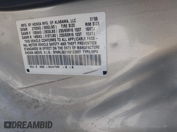 2006 Honda Odyssey LX with VIN 5FNRL38216B123807, listed as a IAAI auction lot 42093313 with 182,783 mi miles. Bid and sale history available at carsss.com. Image 9.