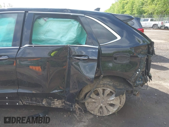 2022 Ford Edge Titanium with VIN 2FMPK4K95NBA45450, listed as a IAAI auction lot 42149752 with Not provided miles and . Bid and sale history available at DreamBid. Image 6.