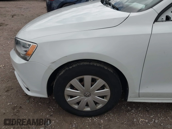 2016 Volkswagen Jetta Sedan 1.4T S w/Technology with VIN 3VW267AJ6GM253495, listed as a IAAI auction lot 42086065 with 81,839 mi miles. Bid and sale history available at carsss.com. Image 15.