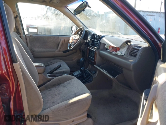2002 Isuzu Rodeo with VIN 4S2DM58W624335632, listed as a IAAI auction lot 41690735 with 186,480 mi miles and . Bid and sale history available at DreamBid. Image 5.