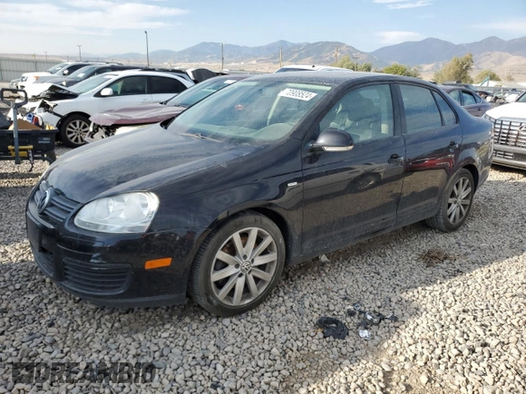 2010 Volkswagen Jetta Wolfsburg Edition с VIN 3VWRA7AJ8AM152978, выставлен на аукционе Copart как лот 43834035 с пробегом 153 252 миль миль и Списание • Salvage title. История ставок и продаж доступна на DreamBid. Изображение 1.