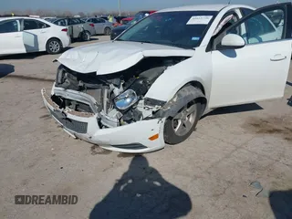 2014 Chevrolet Cruze 1LT with VIN 1G1PC5SB6E7161106, listed as a IAAI auction lot 41655726 with 118,161 mi miles and . Bid and sale history available at DreamBid. Image 6.