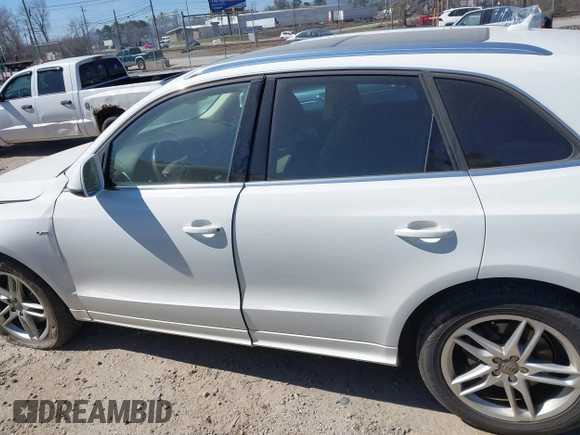 2014 Audi Q5 Premium Plus with VIN WA1DGAFP9EA069322, listed as a IAAI auction lot 41667905 with 110,743 mi miles and . Bid and sale history available at DreamBid. Image 14.