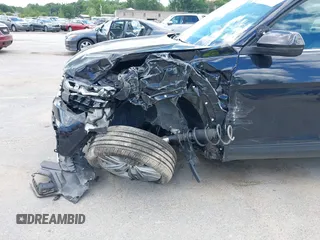 2020 Volkswagen Atlas SE z VIN 1V2UR2CA7LC504330, wystawiony jako IAAI lot #39755712 z przebiegiem 79 892 mil mil oraz . Historia ofert i sprzedaży dostępna na DreamBid. Obrazek 6.