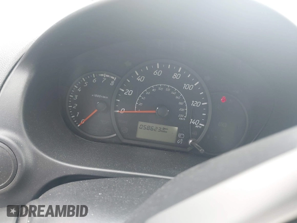2019 Mitsubishi Mirage ES z VIN ML32F3FJ7KHF15323, wystawiony jako IAAI lot #42307317 z przebiegiem 58 623 mil mil oraz . Historia ofert i sprzedaży dostępna na DreamBid. Obrazek 7.