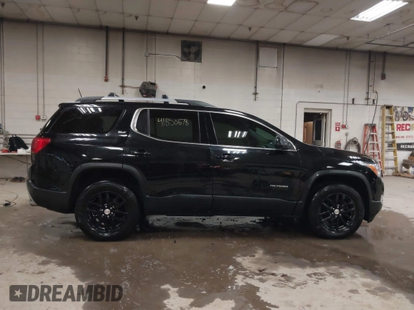 2018 GMC Acadia SLT z VIN 1GKKNULS6JZ214930, wystawiony jako IAAI lot #41850678 z przebiegiem 110 447 mil mil oraz . Historia ofert i sprzedaży dostępna na DreamBid. Obrazek 13.