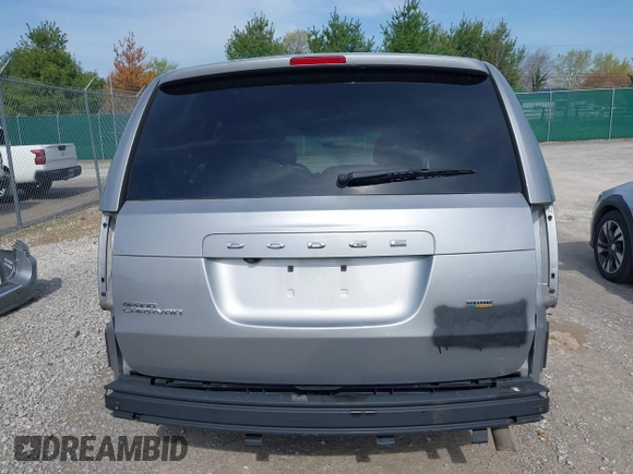 2017 Dodge Grand Caravan SE with VIN 2C4RDGBG3HR660839, listed as a IAAI auction lot 42003578 with Not Provided miles and . Bid and sale history available at DreamBid. Image 16.