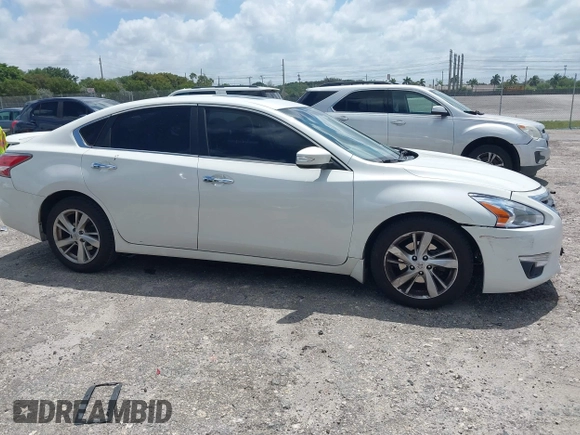 2015 Nissan Altima S with VIN 1N4AL3APXFN863236, listed as a IAAI auction lot 41950365 with 174,492 mi miles and . Bid and sale history available at DreamBid. Image 13.