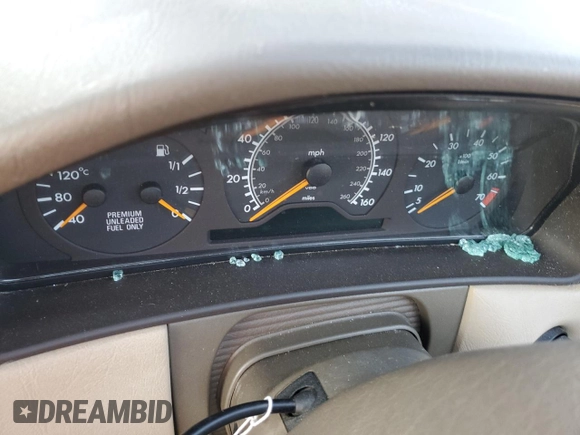 1997 Mercedes-Benz E-Class with VIN WDBJF55F8VA415967, listed as a Copart auction lot 74144924 with 0 mi miles and Salvage Title. Bid and sale history available at carsss.com. Image 9.