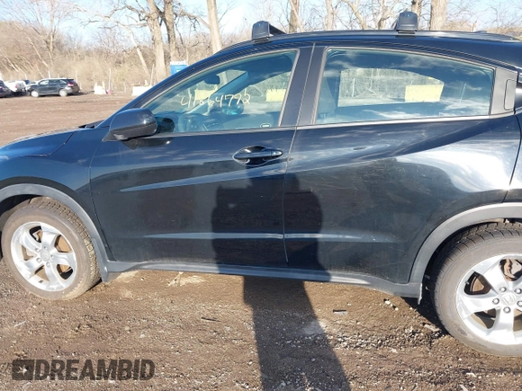 2016 Honda HR-V LX with VIN 3CZRU6H39GM749720, listed as a IAAI auction lot 41864792 with 60,604 mi miles. Bid and sale history available at carsss.com. Image 14.