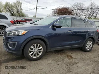 2016 Kia Sorento LX with VIN 5XYPG4A56GG033536, listed as a Copart auction lot 51697055 with 111,453 mi miles and Clean Title. Bid and sale history available at carsss.com. Image 1.