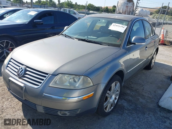 2005 Volkswagen Passat GLS with VIN WVWAD63B05P029893, listed as a IAAI auction lot 42451294 with 101,920 mi miles and . Bid and sale history available at DreamBid. Image 2.