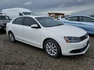 2013 Volkswagen Jetta SE with VIN 3VWDP7AJ6DM360239, listed as a Copart auction lot 47421025 with 119,596 mi miles and Salvage title. Bid and sale history available at DreamBid. Image 4.