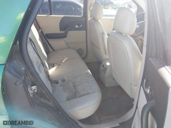 2004 Saturn VUE V6 with VIN 5GZCZ53444S882877, listed as a IAAI auction lot 41728330 with 177,689 mi miles. Bid and sale history available at carsss.com. Image 8.