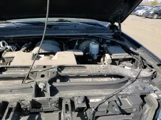 2020 Chevrolet Suburban Premier с VIN 1GNSKJKJ3LR221968, выставлен на аукционе Copart как лот 50227105 с пробегом 82 539 миль миль и Списание • Salvage title. История ставок и продаж доступна на DreamBid. Изображение 14.