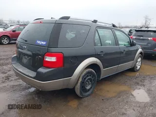 2007 Ford Freestyle SEL with VIN 1FMDK02147GA05314, listed as a IAAI auction lot 41504606 with 241,021 mi miles. Bid and sale history available at carsss.com. Image 4.