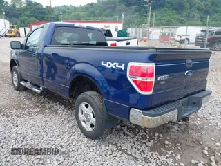 2009 Ford F-150 XL z VIN 1FTRF14W49KB58689, wystawiony jako IAAI lot #42671255 z przebiegiem 67 846 mil mil oraz . Historia ofert i sprzedaży dostępna na DreamBid. Obrazek 3.
