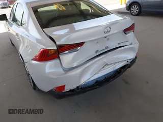 2017 Lexus IS 200t с VIN JTHBA1D20H5051700, выставлен на аукционе IAAI как лот 42485500 с пробегом 43 364 миль миль и . История ставок и продаж доступна на DreamBid. Изображение 6.
