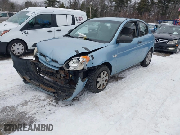 2008 Hyundai Accent GS with VIN KMHCM36C98U062601, listed as a IAAI auction lot 41565161 with 148,281 mi miles. Bid and sale history available at carsss.com. Image 2.