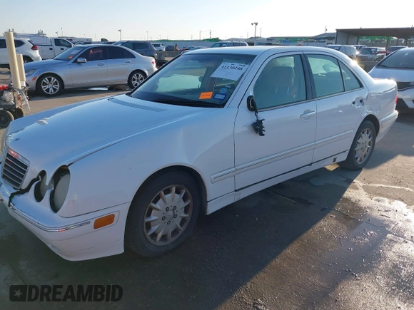 2001 Mercedes-Benz E-Class with VIN WDBJF65J91B249540, listed as a IAAI auction lot 41130248 with 107,582 mi miles. Bid and sale history available at carsss.com. Image 17.
