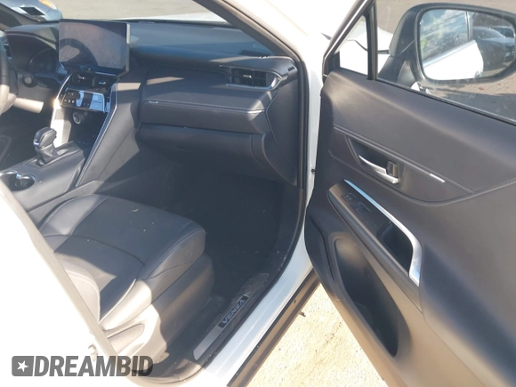 2024 Toyota Venza LE with VIN JTEAAAAH2RJ158676, listed as a IAAI auction lot 41342850 with 11,429 mi miles and . Bid and sale history available at DreamBid. Image 5.