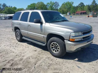2001 Chevrolet Tahoe LS with VIN 1GNEK13T41R130752, listed as a IAAI auction lot 41966288 with 304,851 mi miles. Bid and sale history available at carsss.com. Image 1.