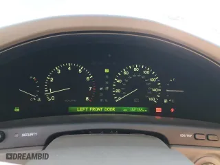 1998 Lexus LS 400 Luxury Sdn with VIN JT8BH28F8W0129682, listed as a Copart auction lot 86020214 with 132,732 mi miles and Salvage Title. Bid and sale history available at carsss.com. Image 9.