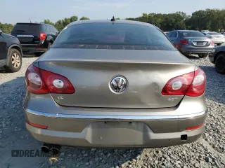 2012 Volkswagen CC Sport with VIN WVWMN7AN7CE548610, listed as a Copart auction lot 72595564 with 190,402 mi miles and Clean Title. Bid and sale history available at carsss.com. Image 6.