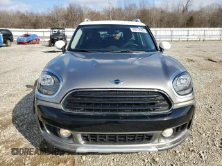 2017 MINI Countryman Cooper z VIN WMZYV5C38H3E02370, wystawiony jako Copart lot #45414525 z przebiegiem 84 493 mil mil oraz Czysty tytuł • Clean title. Historia ofert i sprzedaży dostępna na DreamBid. Obrazek 5.