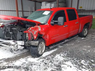 2012 Chevrolet Silverado 1500 LT with VIN 3GCPKSE7XCG237301, listed as a IAAI auction lot 41595958 with 181,857 mi miles. Bid and sale history available at carsss.com. Image 2.
