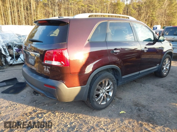 2011 Kia Sorento EX with VIN 5XYKUDA25BG033707, listed as a IAAI auction lot 41406401 with 166,753 mi miles. Bid and sale history available at carsss.com. Image 4.