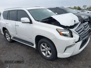 2018 Lexus GX 460 z VIN JTJBM7FX6J5185943, wystawiony jako IAAI lot #41952796 z przebiegiem 122 645 mil mil oraz . Historia ofert i sprzedaży dostępna na DreamBid. Obrazek 1.