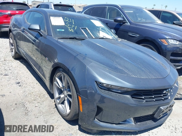2020 Chevrolet Camaro 1LT with VIN 1G1FA1RX4L0140613, listed as a IAAI auction lot 41577677 with 30,571 mi miles and . Bid and sale history available at carsss.com. Image 1.