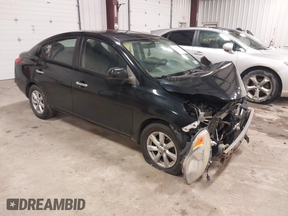 2012 Nissan Versa SV с VIN 3N1CN7AP1CL814316, выставлен на аукционе IAAI как лот 41377206 с пробегом 105 744 миль миль и . История ставок и продаж доступна на DreamBid. Изображение 1.